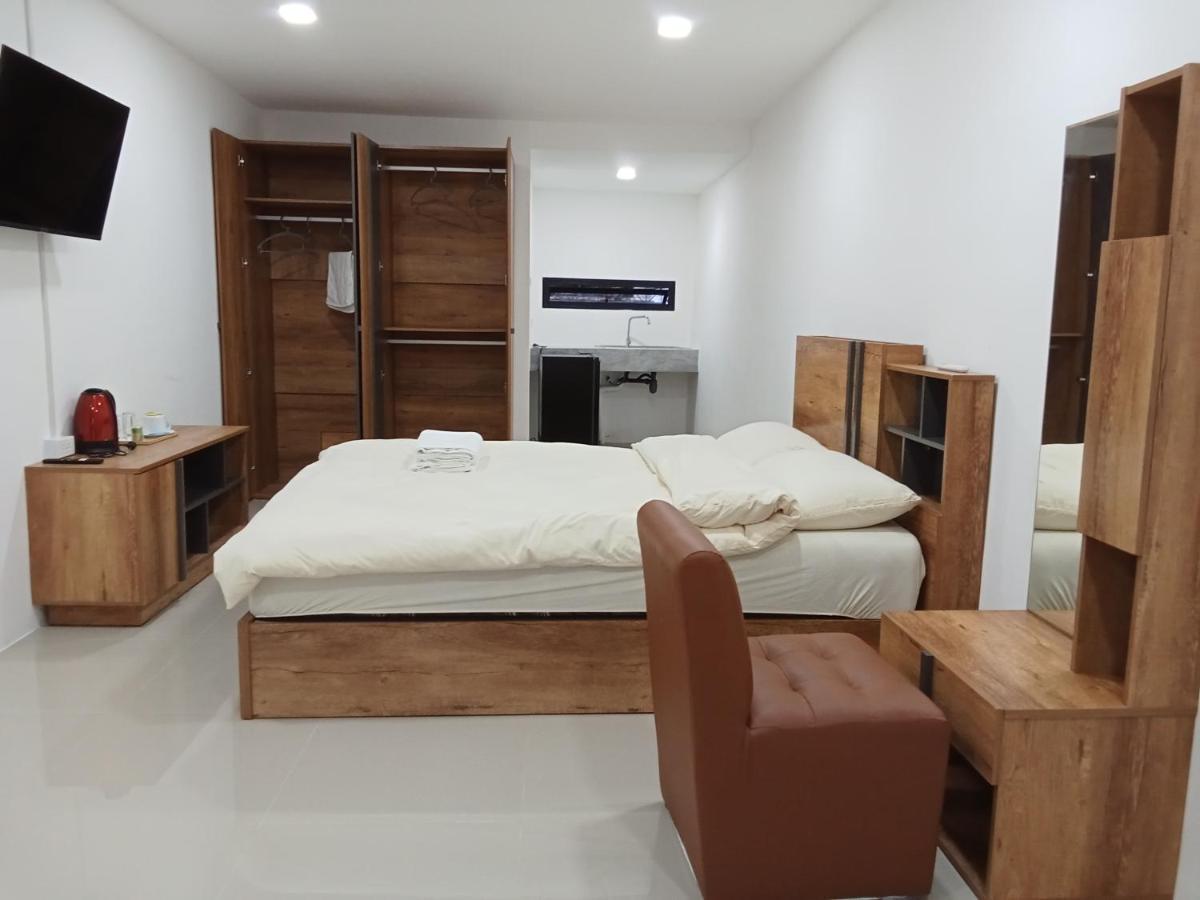 Taxim Residence Boutique Hotel Patong Exterior foto