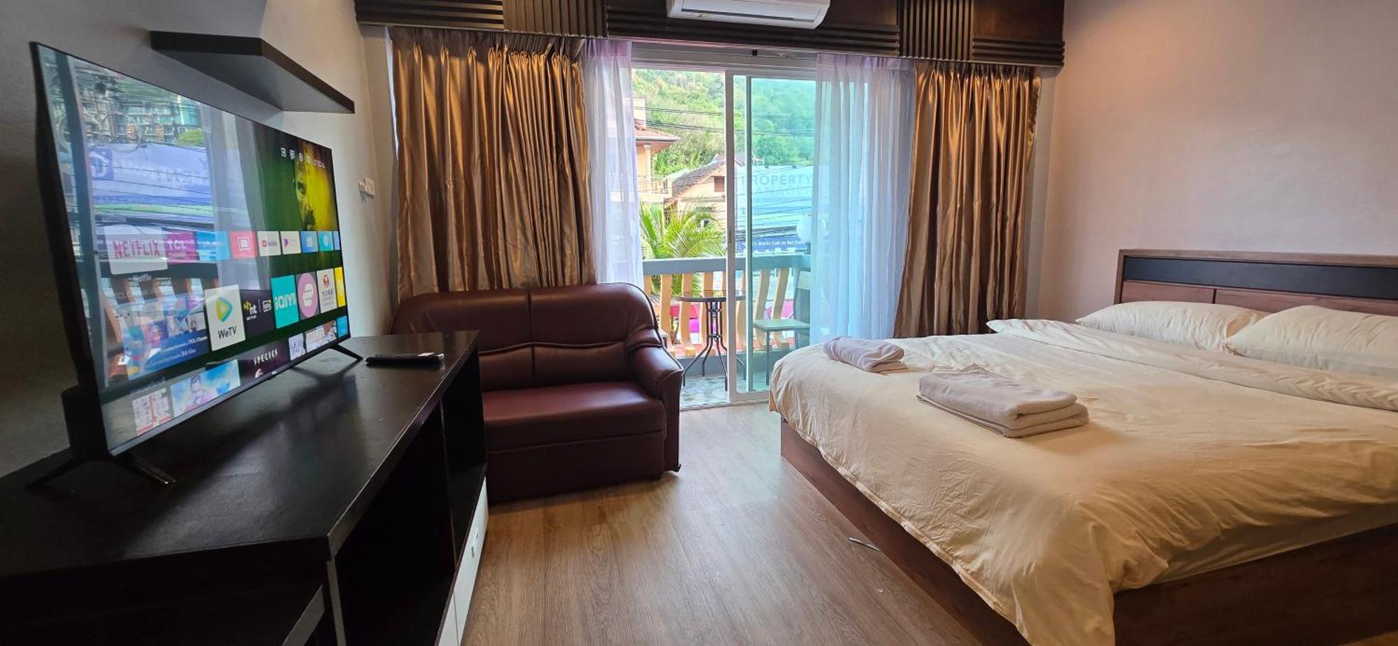 Taxim Residence Boutique Hotel Patong Exterior foto